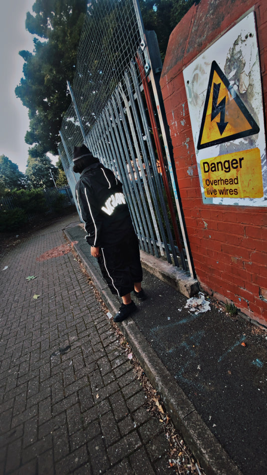 Windbreaker V1 Black